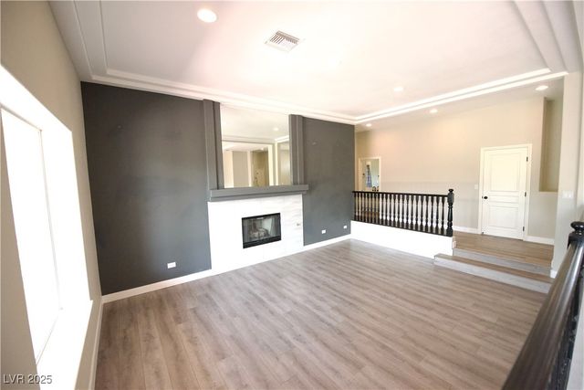 2111 Loro Court, Las Vegas, NV 89117