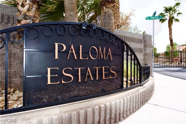 2111 Loro Court, Las Vegas, NV 89117