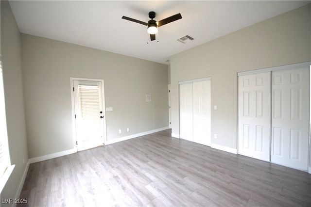 2111 Loro Court, Las Vegas, NV 89117