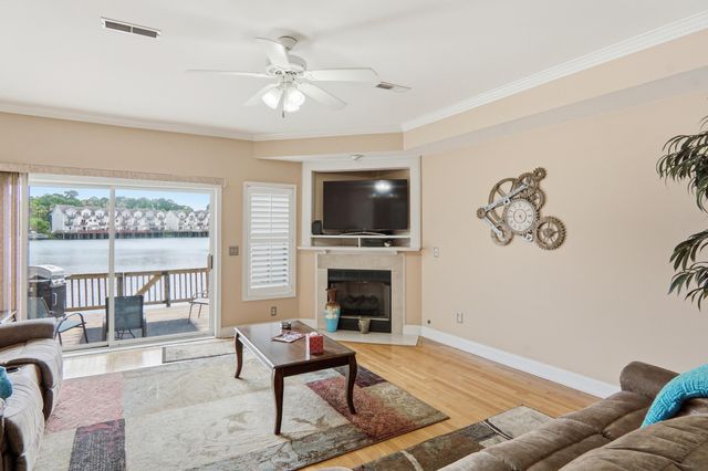 4751 Arco Lane, North Charleston, SC 29418