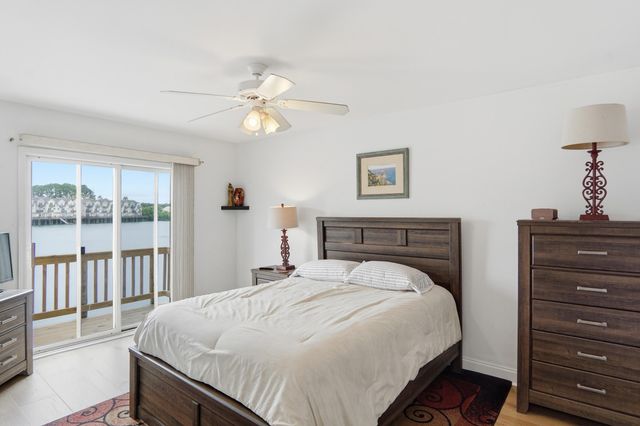 4751 Arco Lane, North Charleston, SC 29418