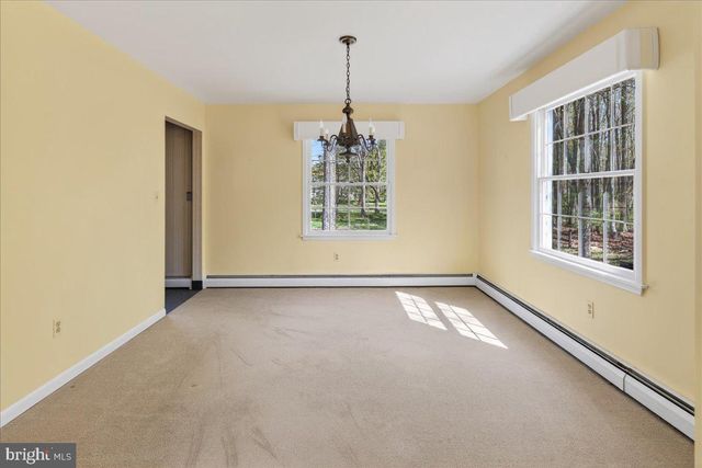 159 BULL RUN RD, Pennington, NJ 08534