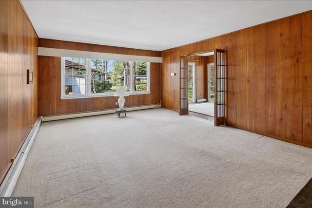 159 BULL RUN RD, Pennington, NJ 08534