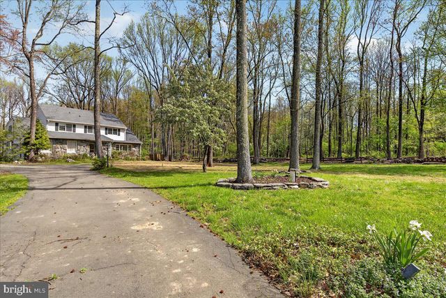 159 BULL RUN RD, Pennington, NJ 08534