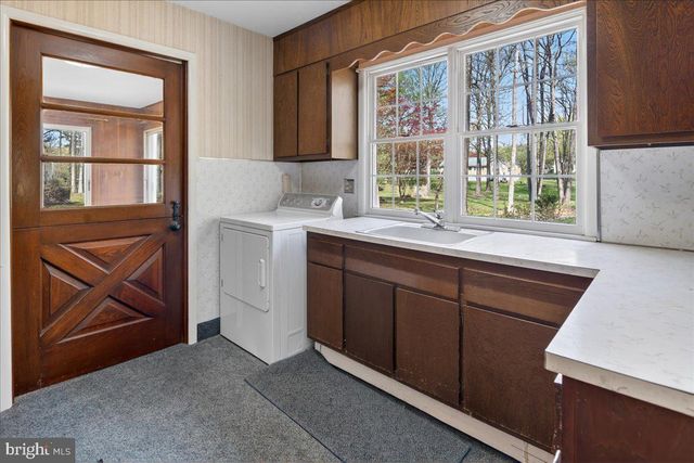 159 BULL RUN RD, Pennington, NJ 08534