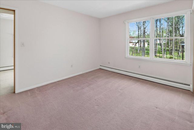 159 BULL RUN RD, Pennington, NJ 08534