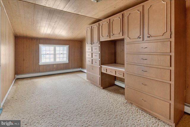 159 BULL RUN RD, Pennington, NJ 08534