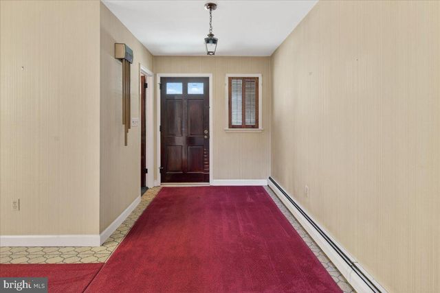 159 BULL RUN RD, Pennington, NJ 08534