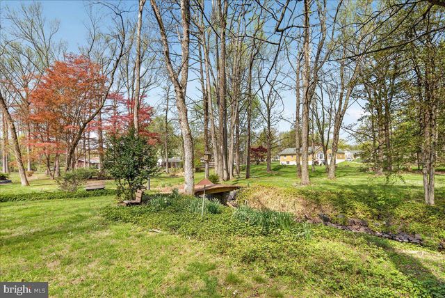 159 BULL RUN RD, Pennington, NJ 08534