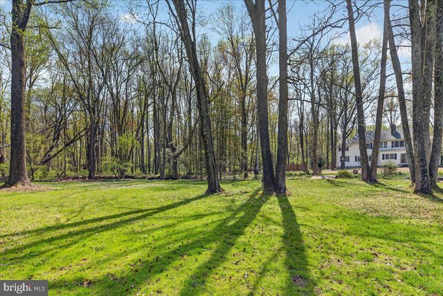 159 BULL RUN RD, Pennington, NJ 08534