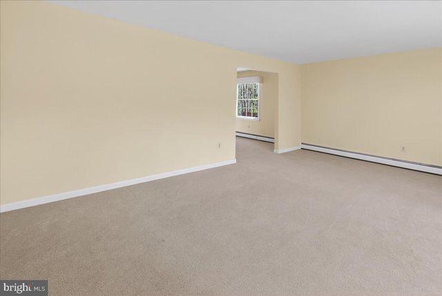 159 BULL RUN RD, Pennington, NJ 08534