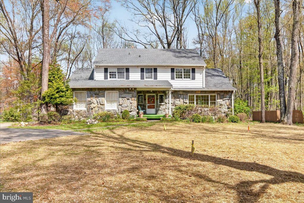 159 BULL RUN RD, Pennington, NJ 08534
