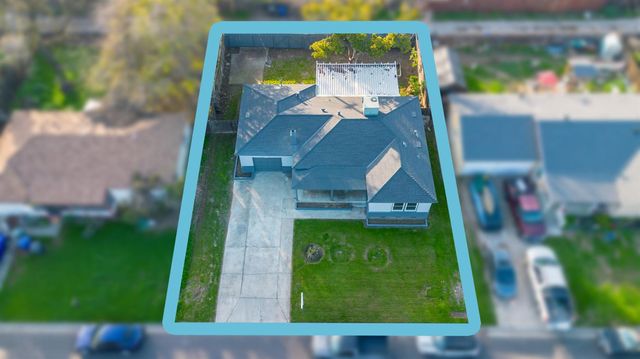 217 Gregory Ln, Modesto, CA 95354