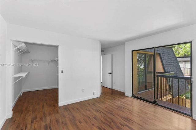 14213 SW 94th Cir Ln 104-8, Miami, FL 33186