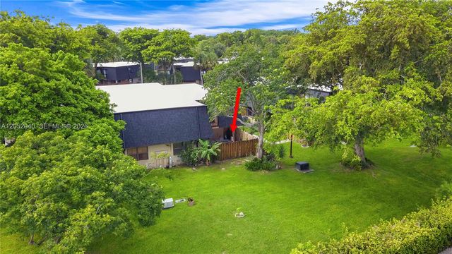 14213 SW 94th Cir Ln 104-8, Miami, FL 33186