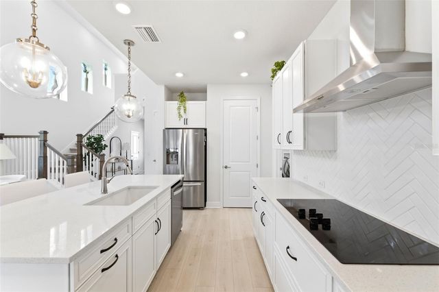 28905 ORANGE BERRY DRIVE, Wesley Chapel, FL 33543