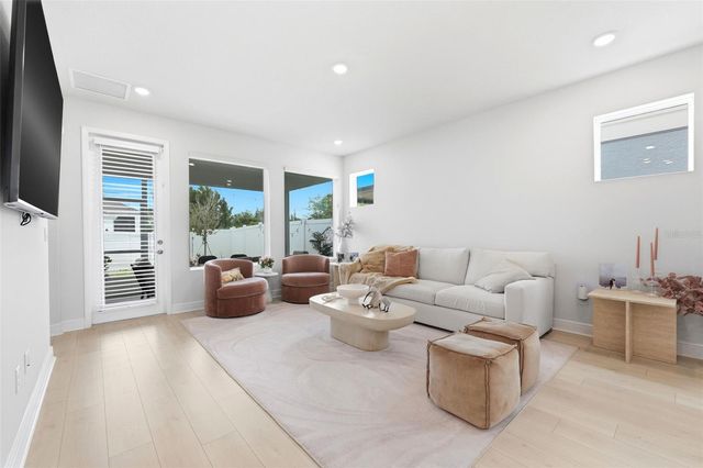 28905 ORANGE BERRY DRIVE, Wesley Chapel, FL 33543