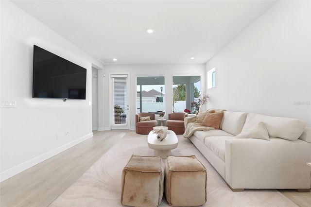 28905 ORANGE BERRY DRIVE, Wesley Chapel, FL 33543