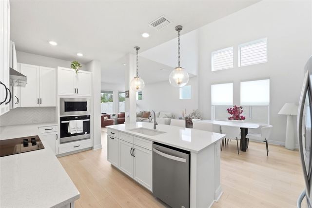 28905 ORANGE BERRY DRIVE, Wesley Chapel, FL 33543