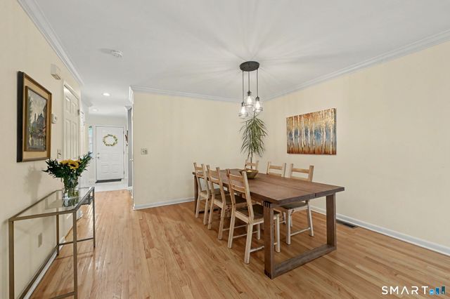 2435 Bedford Street 17B, Stamford, CT 06905