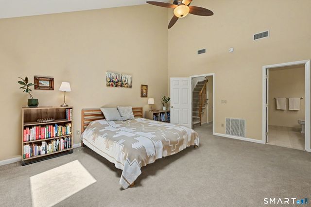 2435 Bedford Street 17B, Stamford, CT 06905