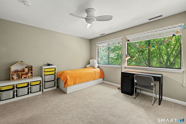 2435 Bedford Street 17B, Stamford, CT 06905