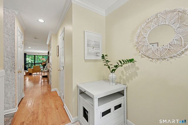 2435 Bedford Street 17B, Stamford, CT 06905