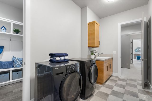 4143 W Prickly Pear Dr, Eagle, ID 83616