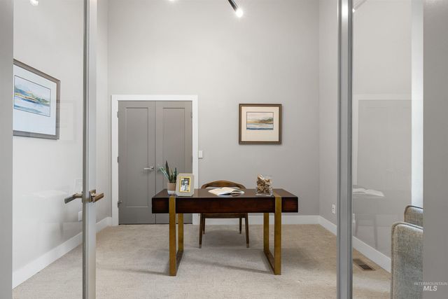 4143 W Prickly Pear Dr, Eagle, ID 83616