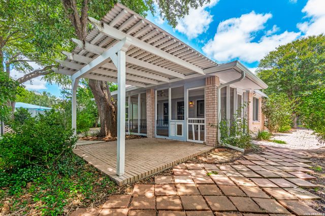 441 RAVEN RDG, New Braunfels, TX 78130