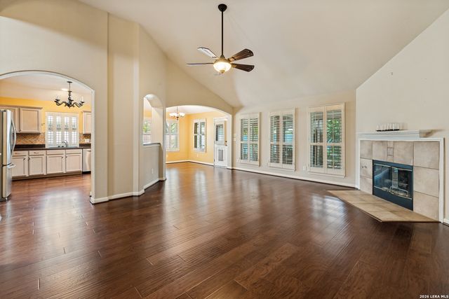 441 RAVEN RDG, New Braunfels, TX 78130