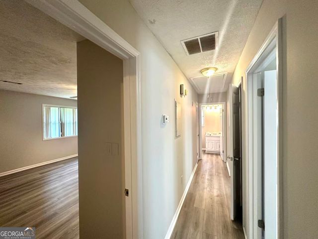 100 Lakeview Lane, Fayetteville, GA 30214