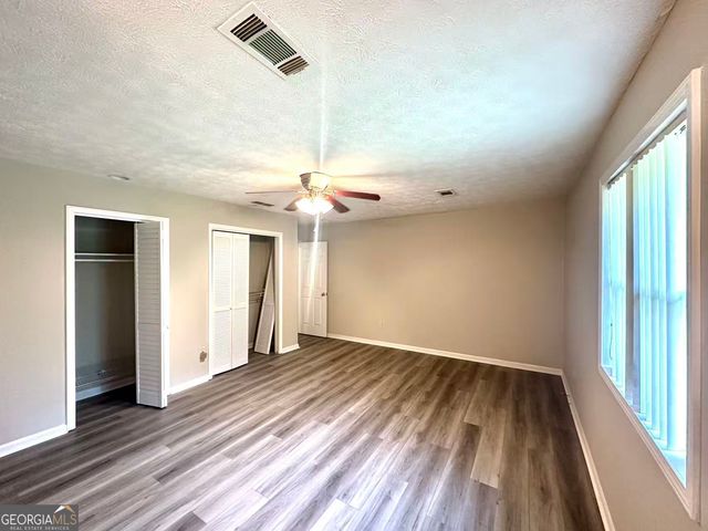 100 Lakeview Lane, Fayetteville, GA 30214