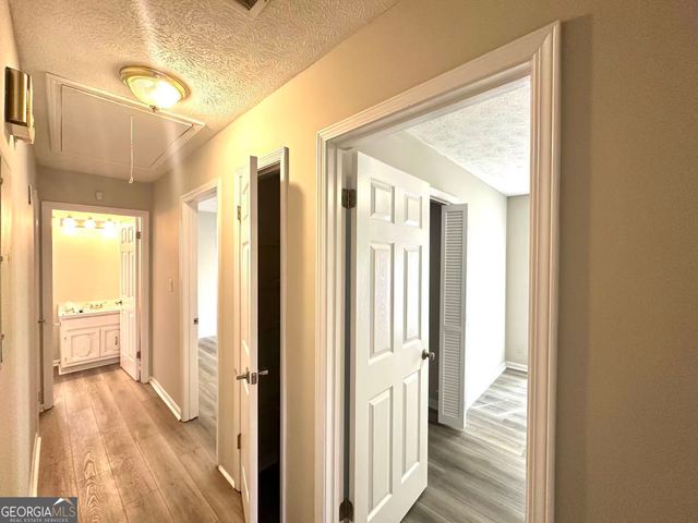 100 Lakeview Lane, Fayetteville, GA 30214