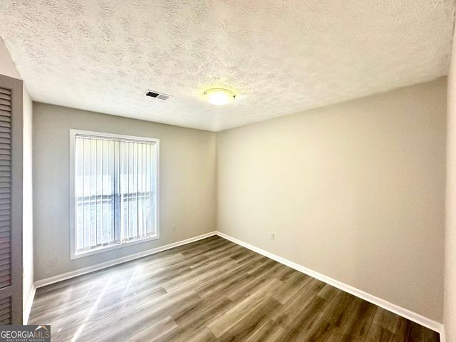 100 Lakeview Lane, Fayetteville, GA 30214
