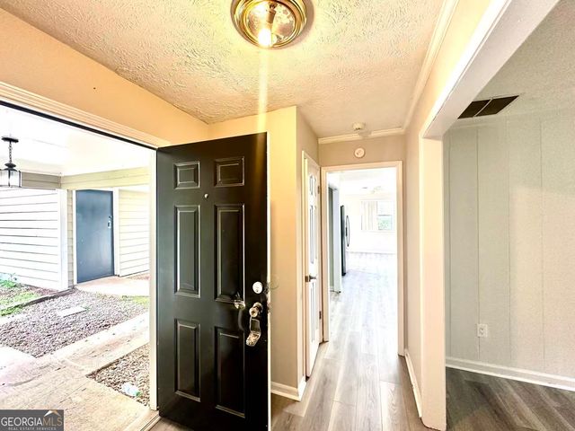 100 Lakeview Lane, Fayetteville, GA 30214