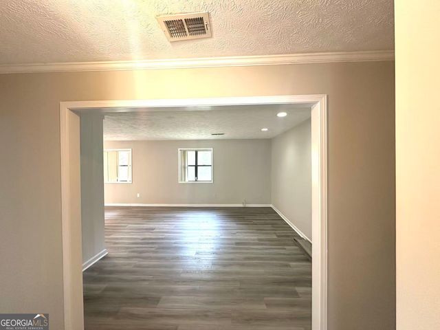 100 Lakeview Lane, Fayetteville, GA 30214
