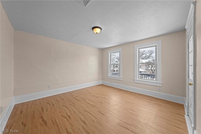 3325 W 98th Street, Cleveland, OH 44102