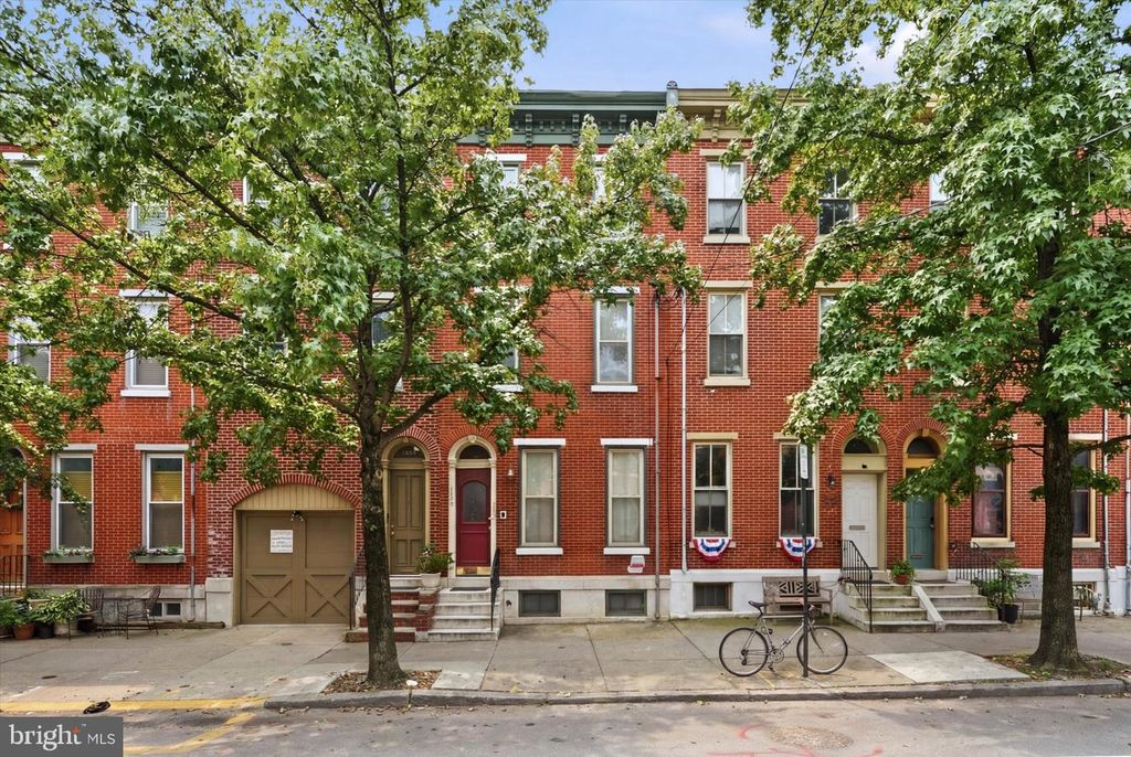 1820 FAIRMOUNT AVE, Philadelphia, PA 19130