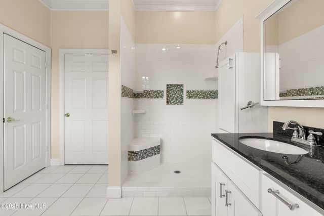 8320 Lakeview Drive, Wilmington, NC 28412