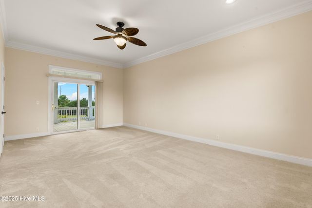 8320 Lakeview Drive, Wilmington, NC 28412