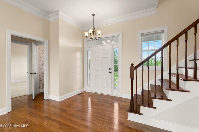 8320 Lakeview Drive, Wilmington, NC 28412