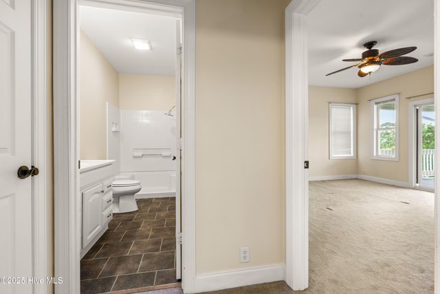 8320 Lakeview Drive, Wilmington, NC 28412