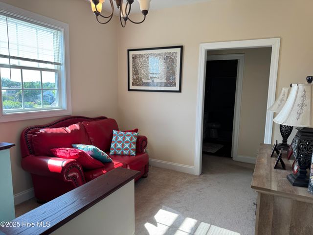 8320 Lakeview Drive, Wilmington, NC 28412
