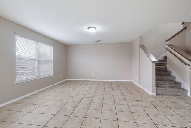 6634 Poseidon Way, Converse, TX 78109