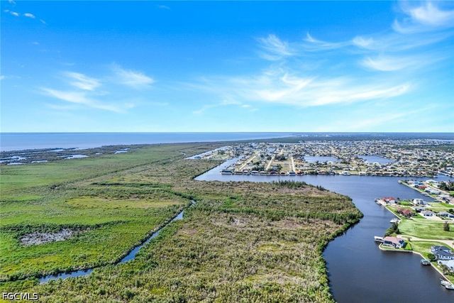 4204 NW 22nd ST, Cape Coral, FL 33993