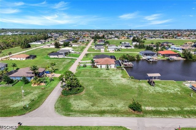4204 NW 22nd ST, Cape Coral, FL 33993