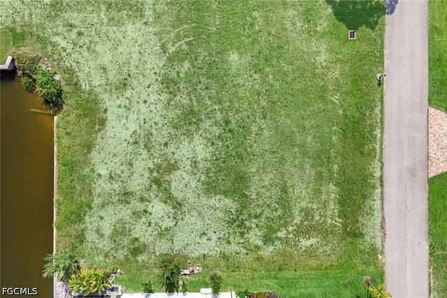 4204 NW 22nd ST, Cape Coral, FL 33993