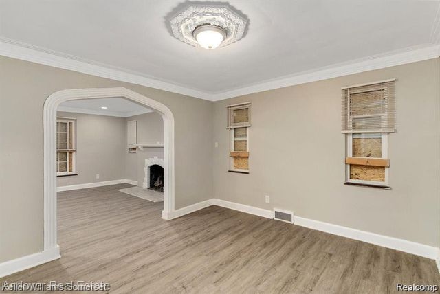 5574 Buckingham Avenue, Detroit, MI 48224