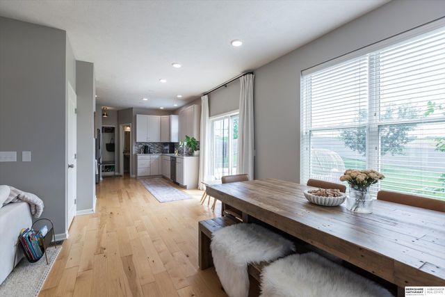 20459 E Street, Omaha, NE 68022